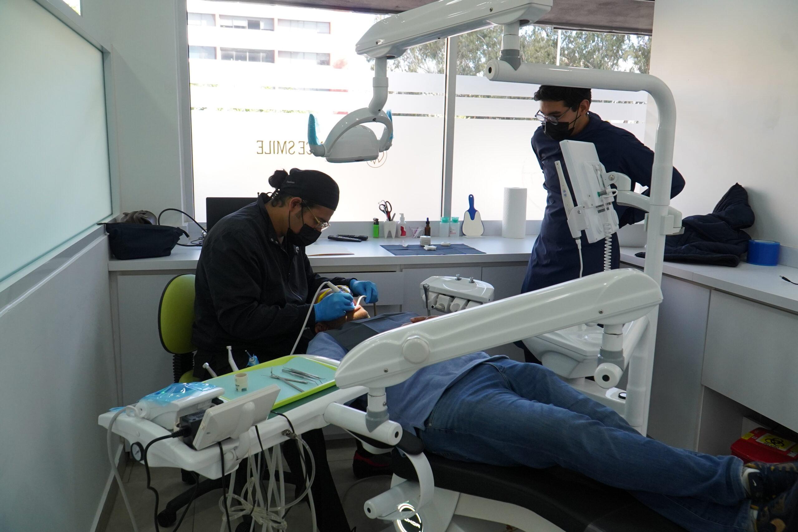 RADIANCE SMILE dental clinic